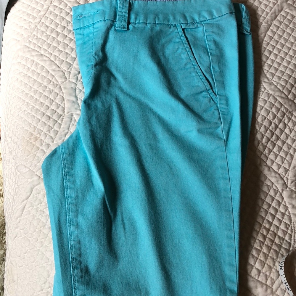 Capri pants
